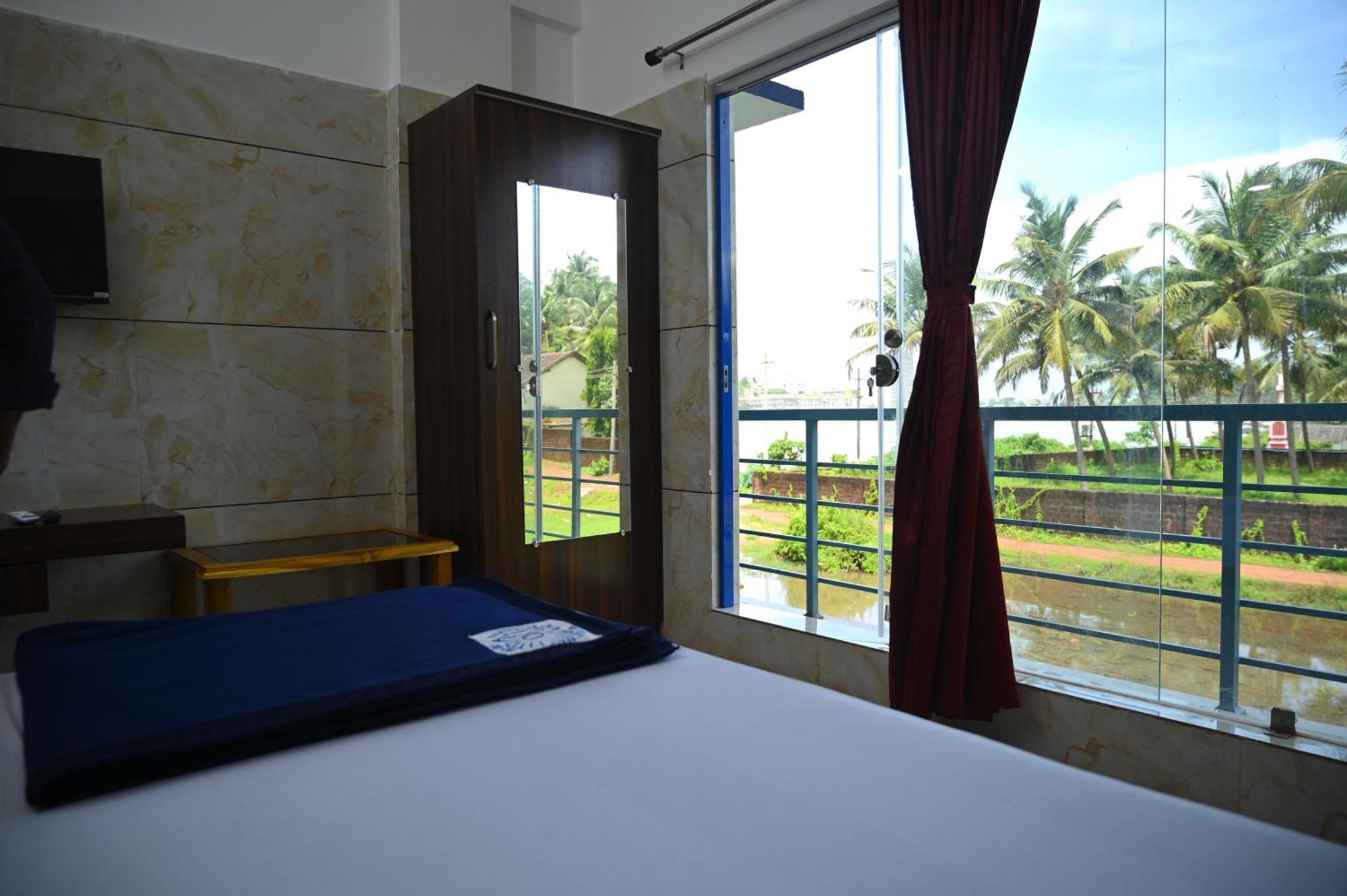 Blue Pearl Beach Guest House Mavalli Exterior photo